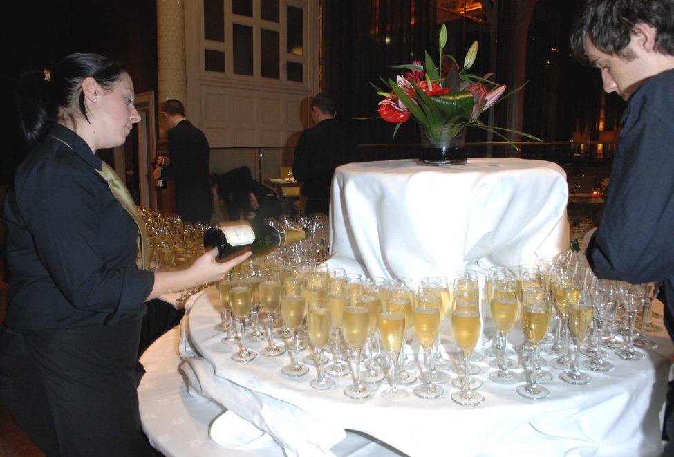 p11 975x661 - Gallery